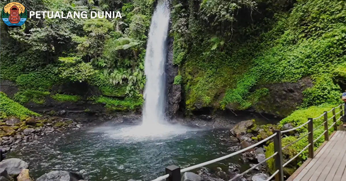 Air Terjun Curug Sawer Sukabumi - Petualang Dunia