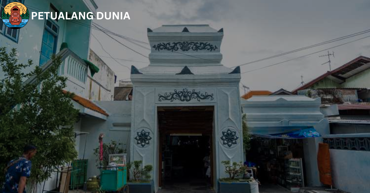 Wisata Religi Sunan Ampel - Petualang Dunia