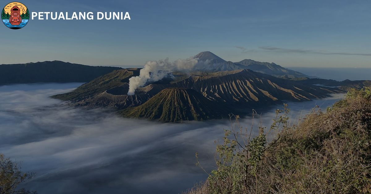 Gunung Bromo - Petualang Dunia