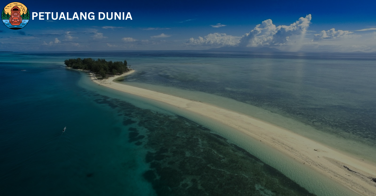 Pulau Morotai - Petualang Dunia