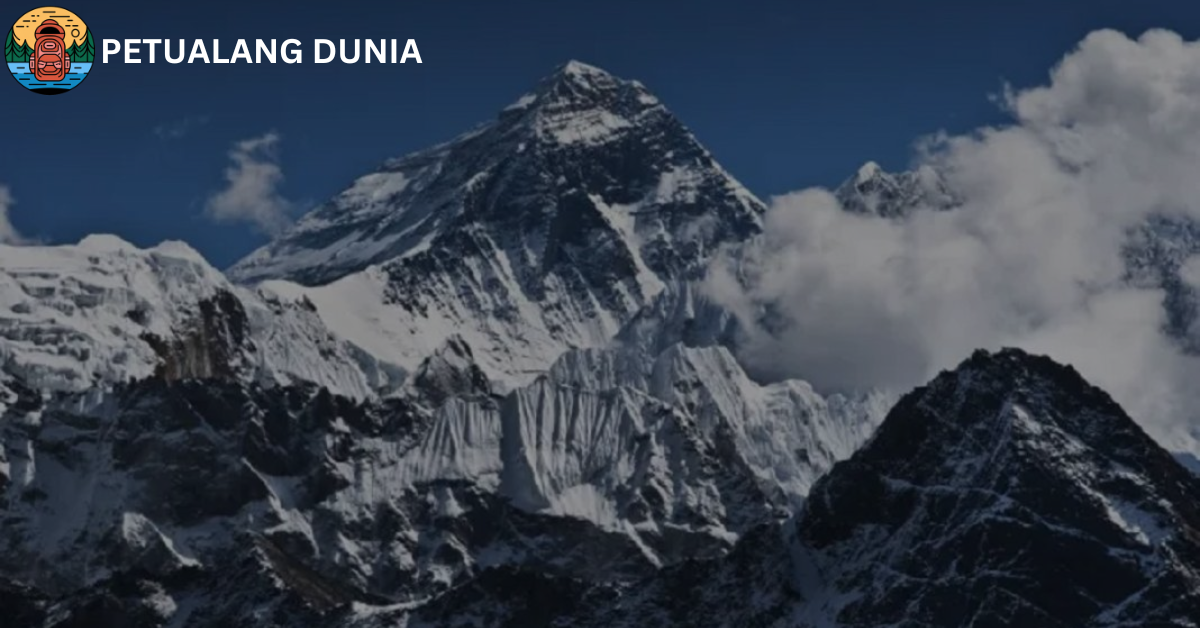 Gunung Jayawijaya - Petualang Dunia